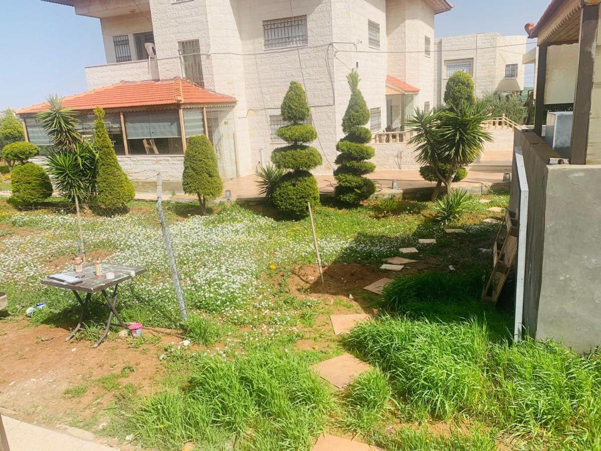 Laura'S Modern Villa Madaba Exterior photo